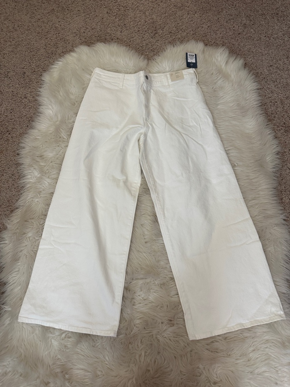 NWT Universal Thread Sailor White Wide-Leg high rise Jeans